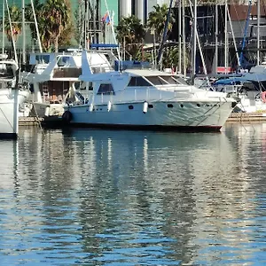 Voyager Botel
